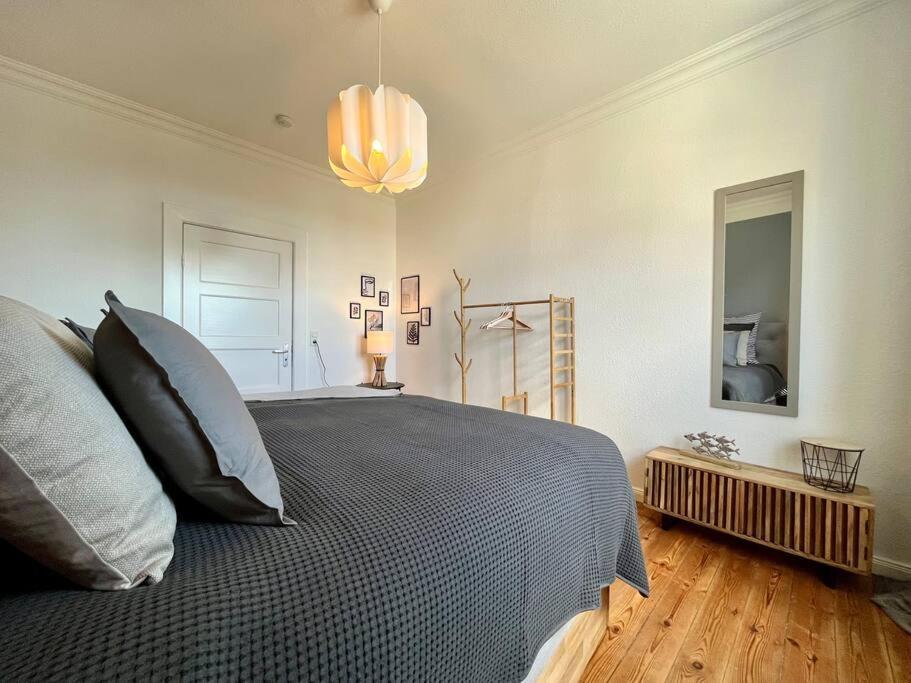 Apartment Meeresbrise Mit Balkon 胡苏姆 外观 照片